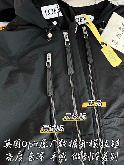 티모 공장 / 로에베 여성 코트
