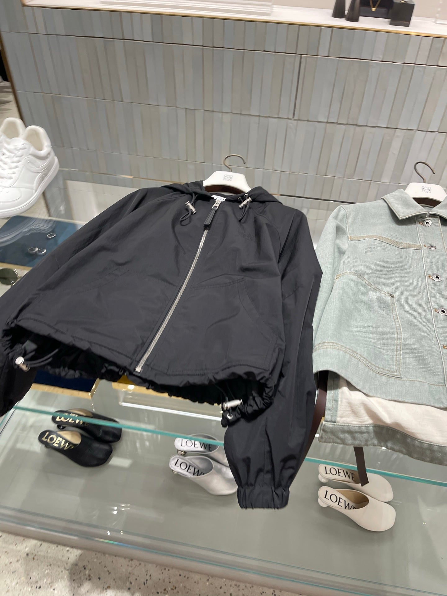 티모 공장 / 로에베 여성 코트