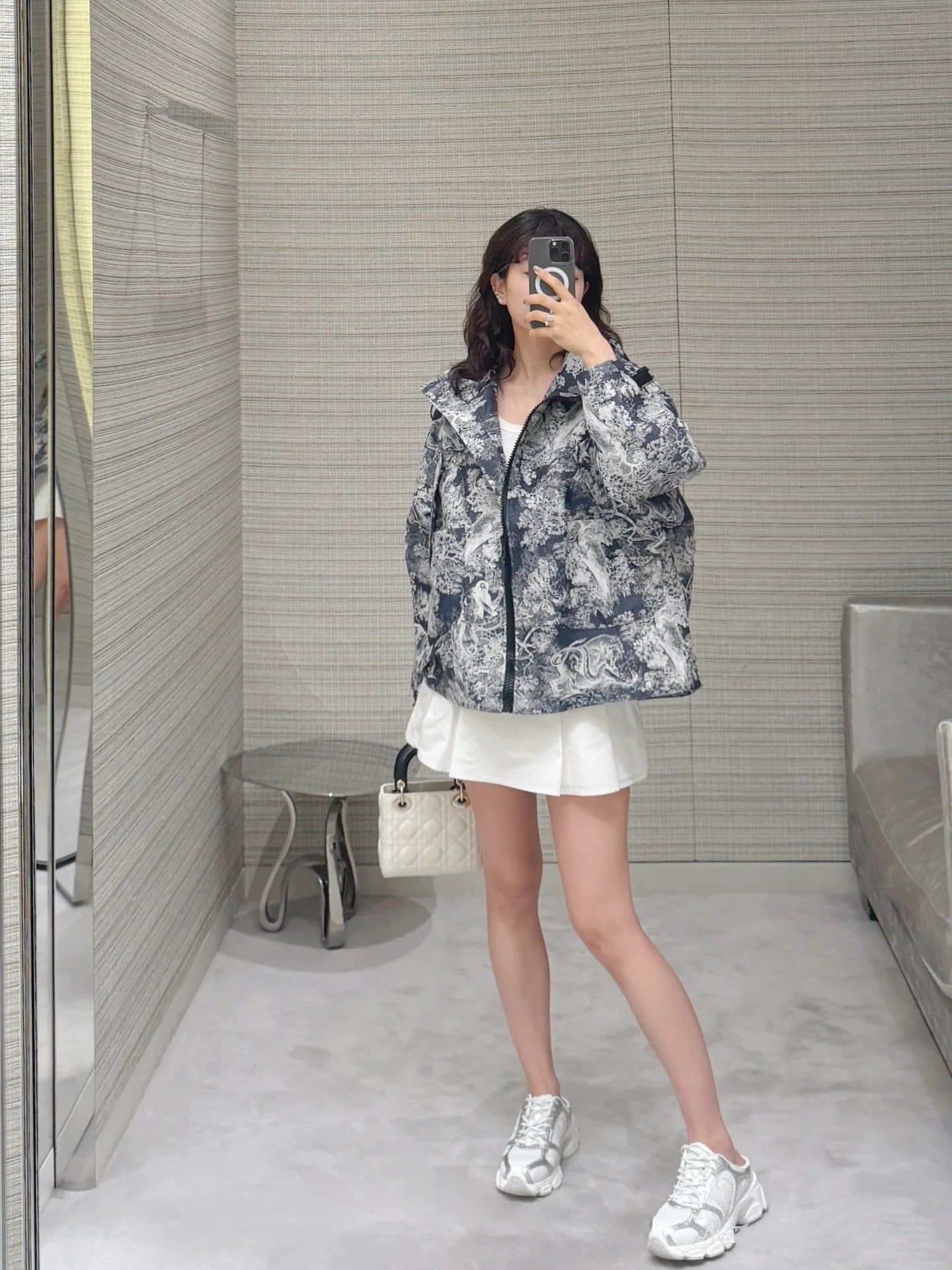 티모 공장 / 디올 여성 코트