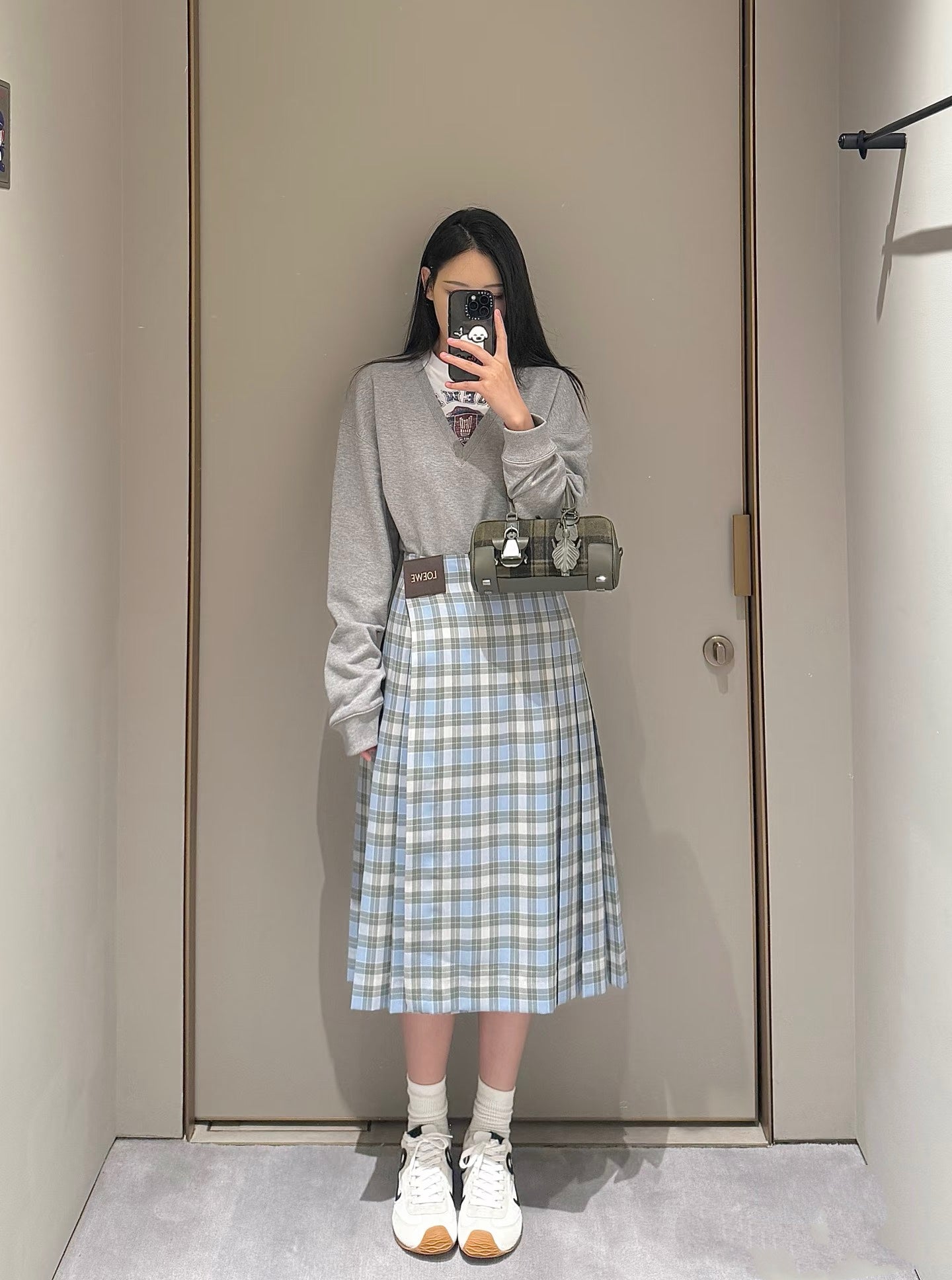 티모 공장 / 로에베 여성 스커트