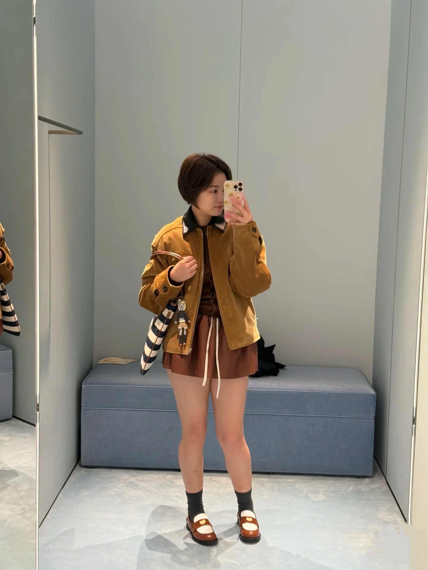 티모 공장 / 미우미우  여성 코트
